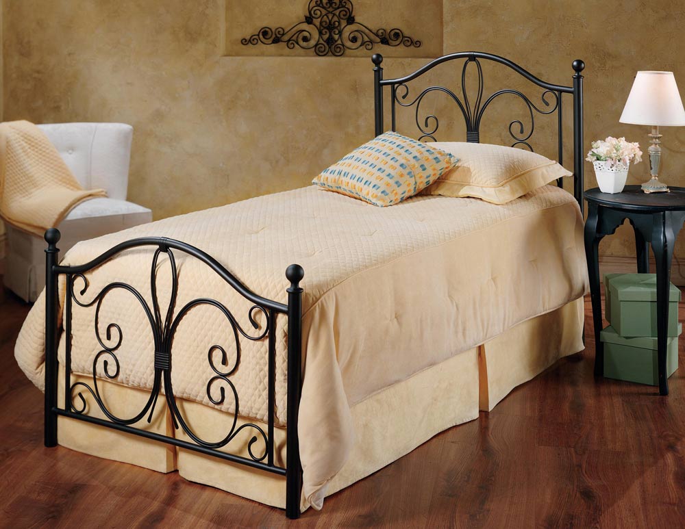 Hillsdale Milwaukee Youth Bed