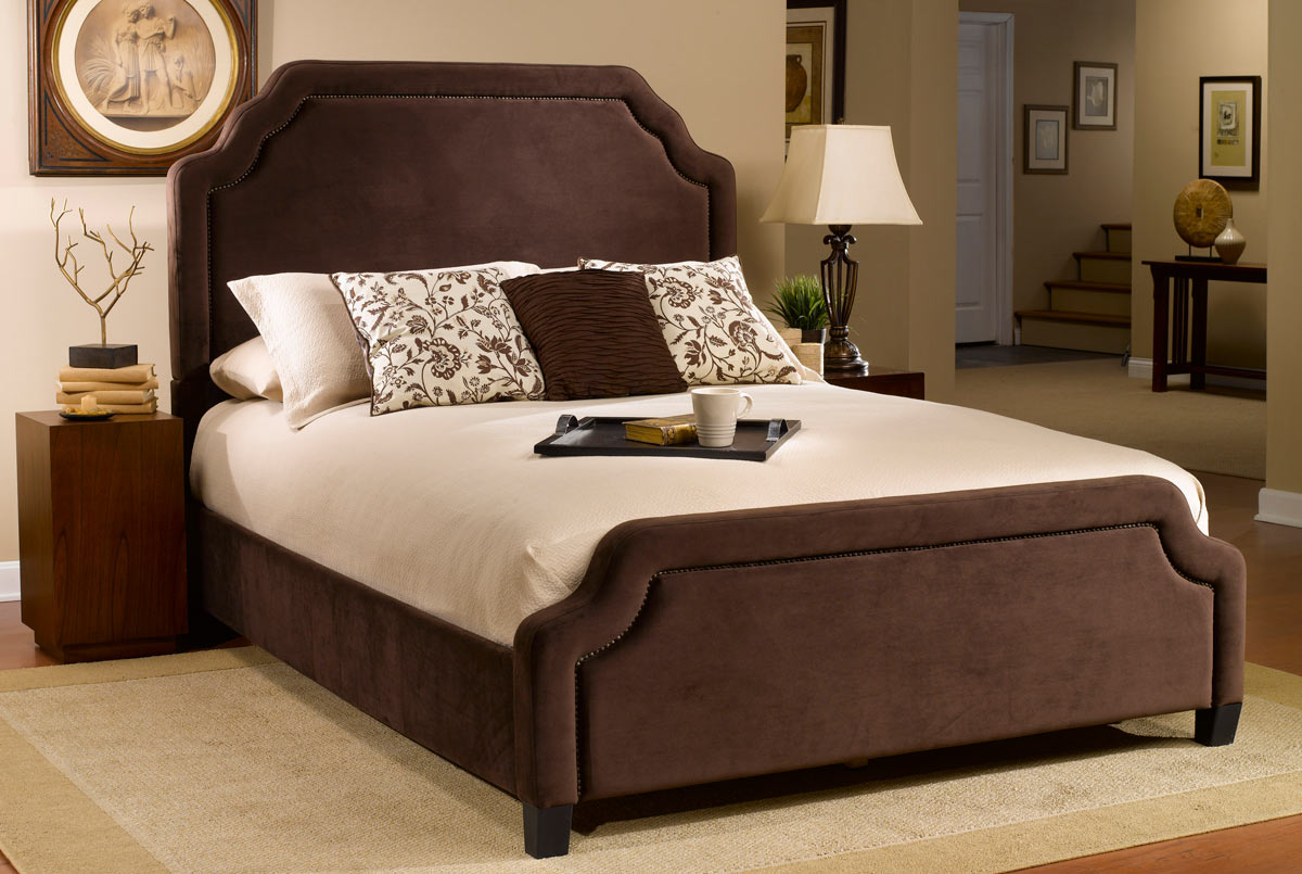 Hillsdale Carlyle Fabric Bed - Chocolate Hillsdale Carlyle Fabric Bed - Chocolate