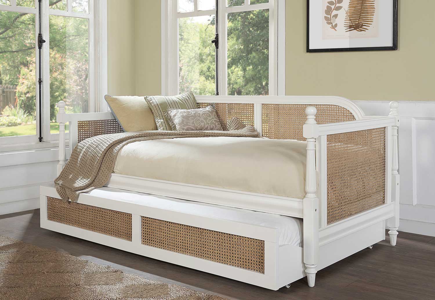 Hillsdale Melanie Daybed with Trundle - White