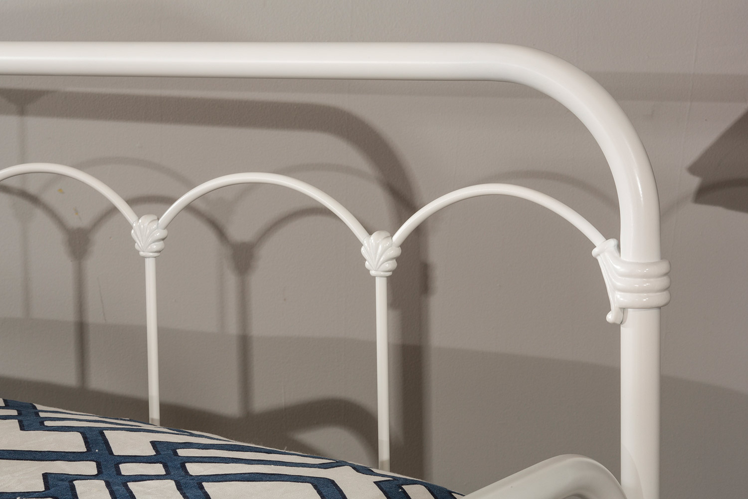 Hillsdale Jocelyn Daybed with Trundle - White