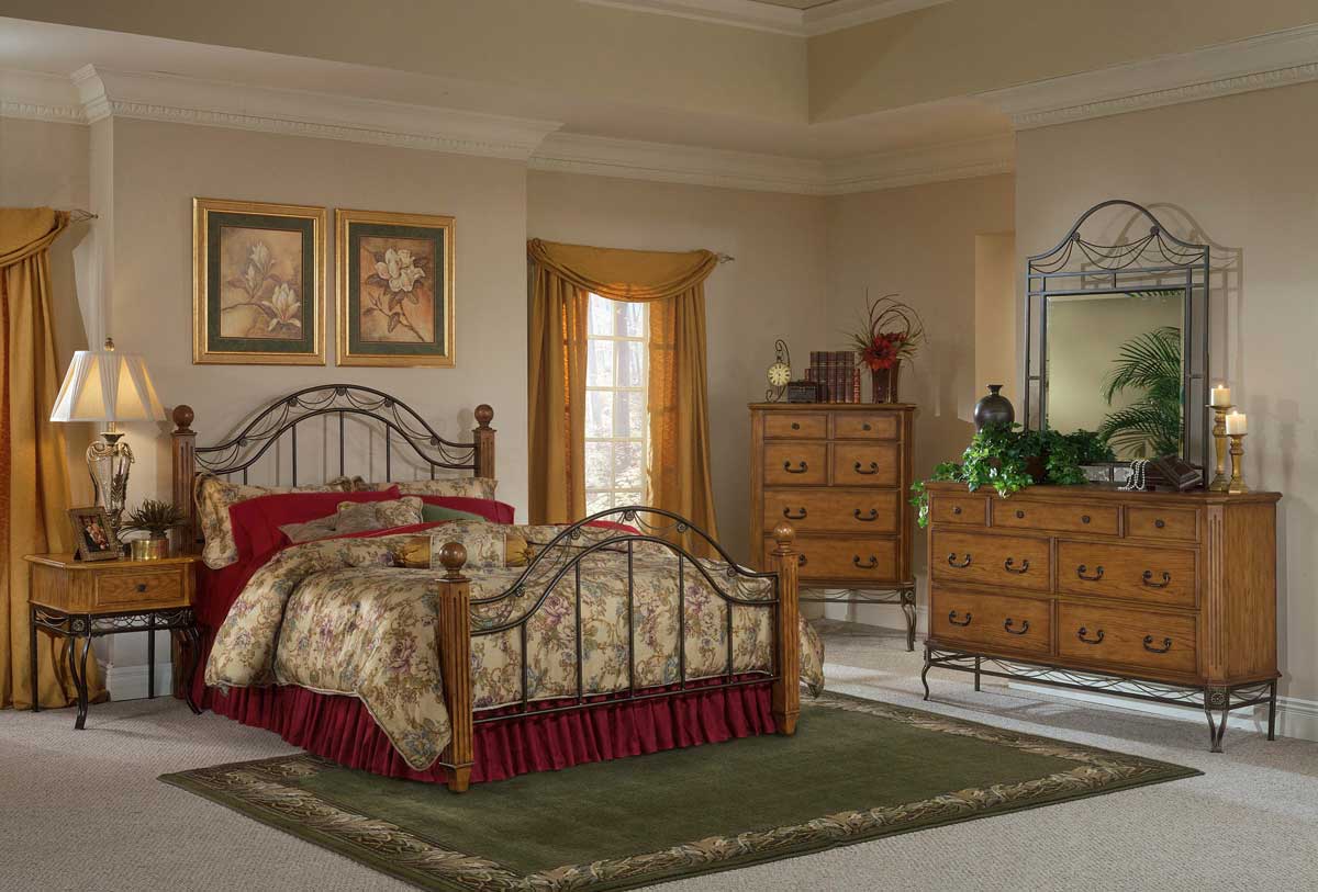 Hilale Camelot Oak Wooden Post Bed